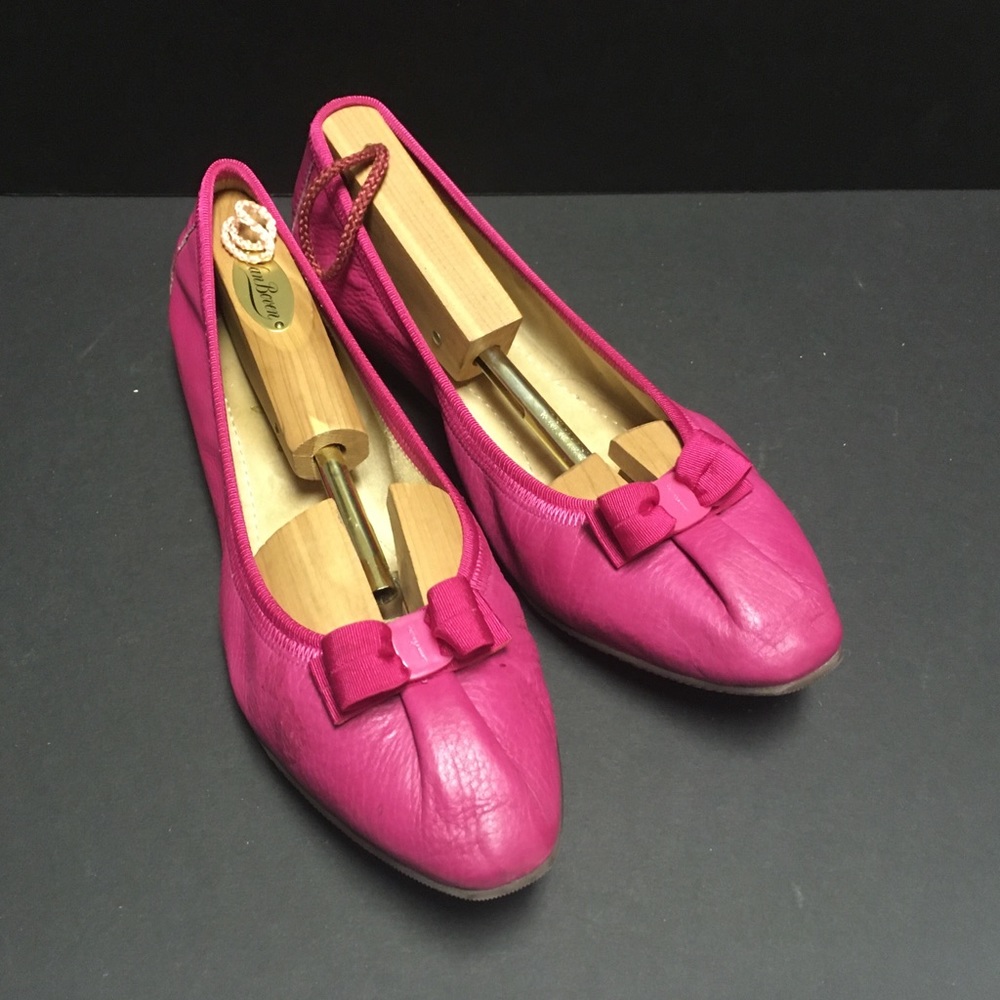 Salvatore Ferragamo flats